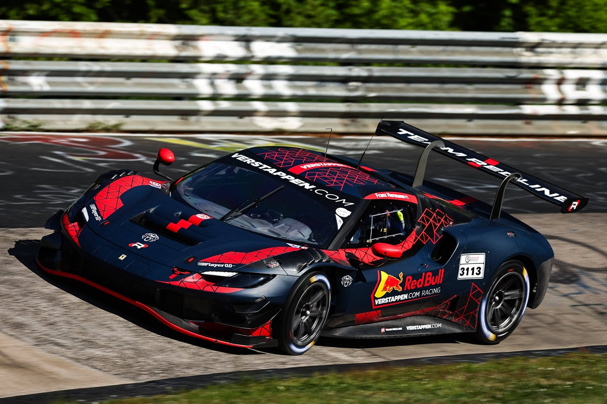 Blíží se změna? Verstappen testoval Ferrari pod falešným jménem