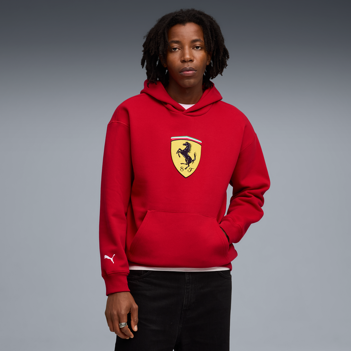 Ferrari mikina s kapucí, Puma, sportovní oblečení, s logem štítu, červená 🔥
