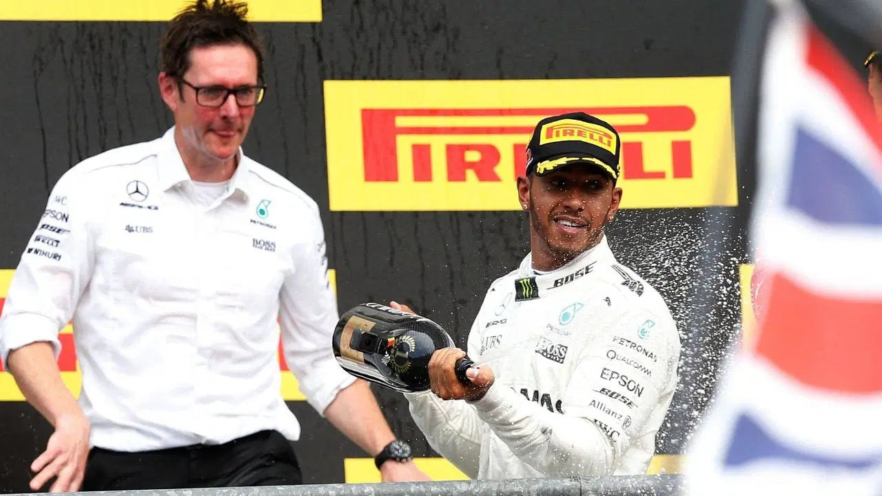 Showlin: „Není žádný jiný závodník jako Lewis Hamilton!”