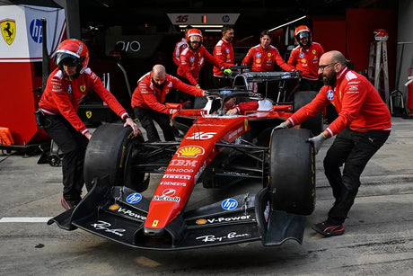 Hamilton vidí Ferrari v Barceloně stále daleko od špičky