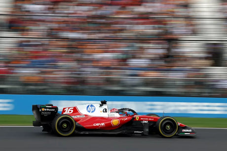 Potvrzena pokuta Ferrari za nebezpečné uvolnění Hamiltona v boxech