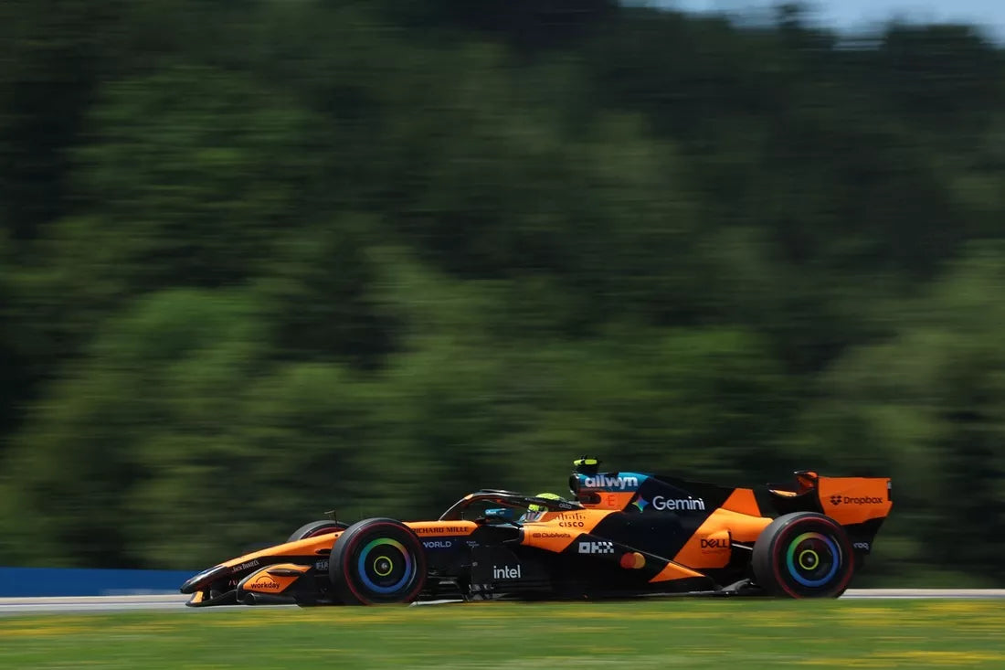 Lando Norris absolvoval první plný test McLarenu Le Mans Hypercaru