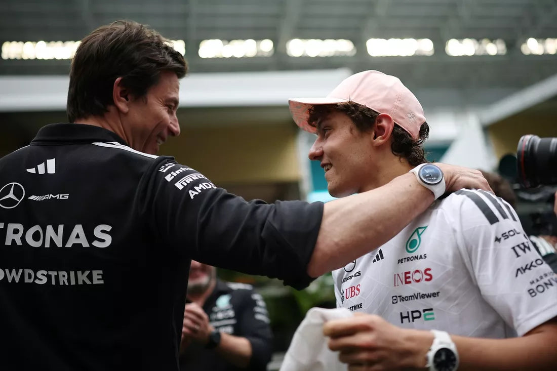 Antonelli vede trénink, Mercedes hledá zlepšení před Spa