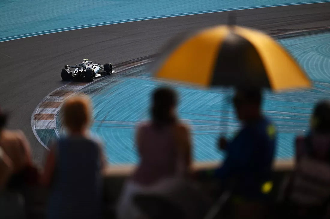 Mercedes řeší aerodynamiku kolem předních pneumatik v roce 2026