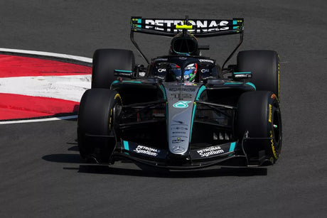 Russell varuje před silným Ferrari po trénincích