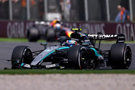 Mercedes plánuje vylepšení vozu v druhé polovině sezóny 2026