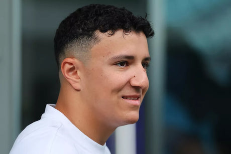 Hadjar může vynechat VC Nizozemska, Red Bull má plán náhrady