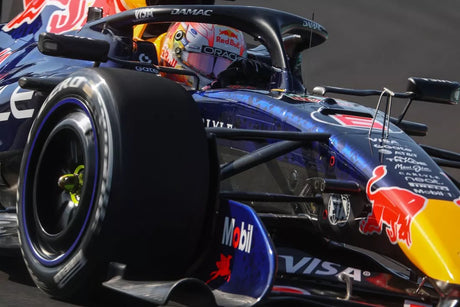 Red Bull vrací konvenční zadní křídlo po problémech Verstappena