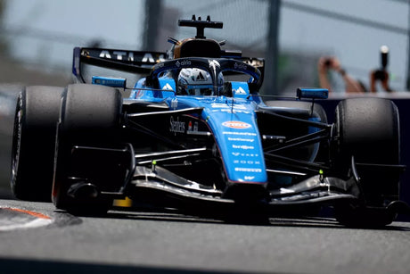Williams čelí problémům a pomalému startu sezóny
