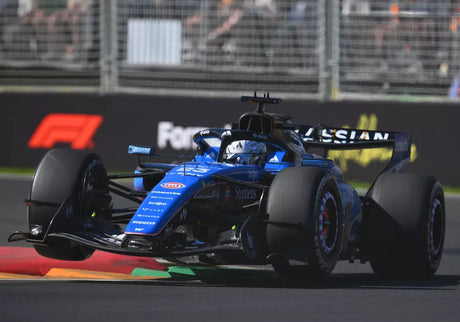 Williams obnovil ikonický vůz FW18 z mistrovské sezony 1996
