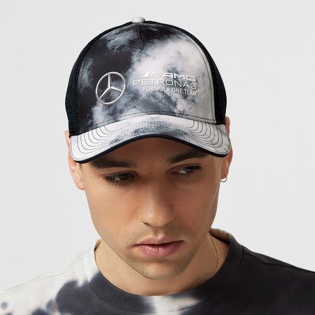 Kšiltovka Mercedes Tie Dye Trucker šedá - FansBRANDS®