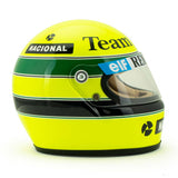 Mini přilba Ayrton Senna, měřítko 1:2, žlutá, 1985 - FansBRANDS®