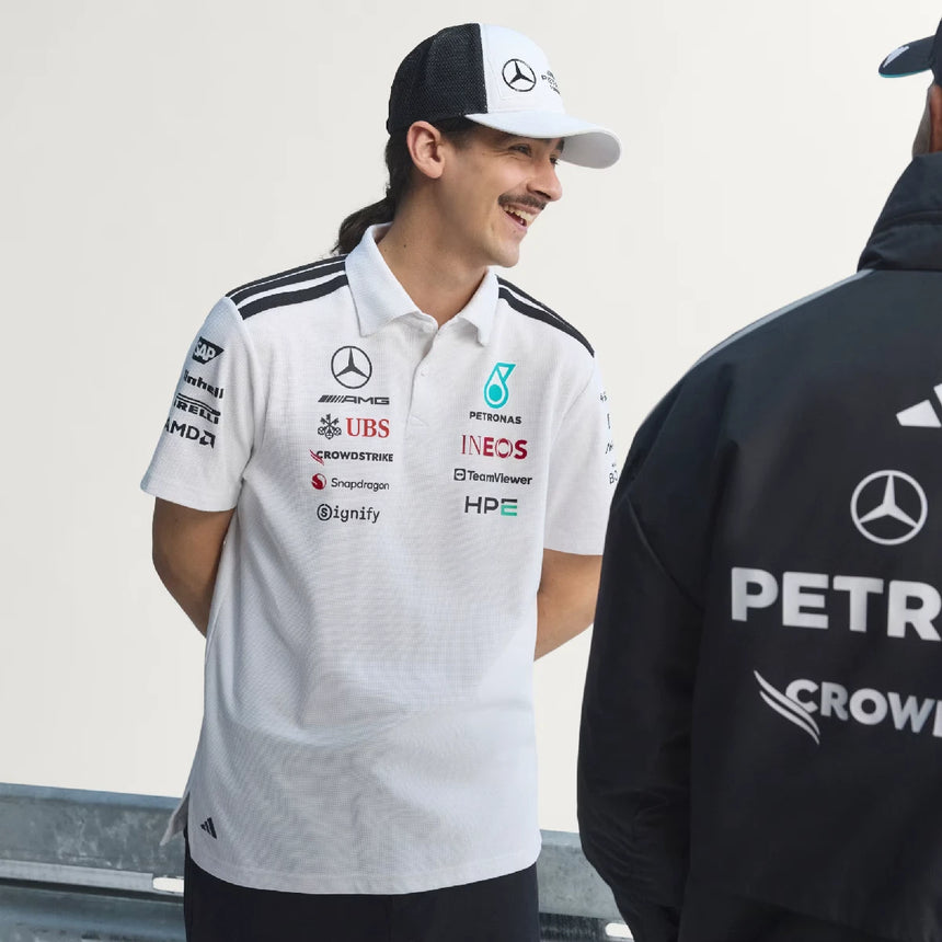 Mercedes polo, tým, inženýři, adidas, bílá, 2026