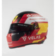 Carlos Sainz Mini Helmet v měřítku 1:2, 2022 - FansBRANDS®