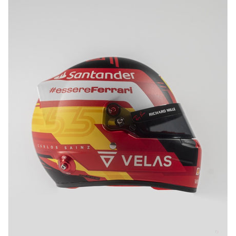 Carlos Sainz Mini Helmet v měřítku 1:2, 2022 - FansBRANDS®